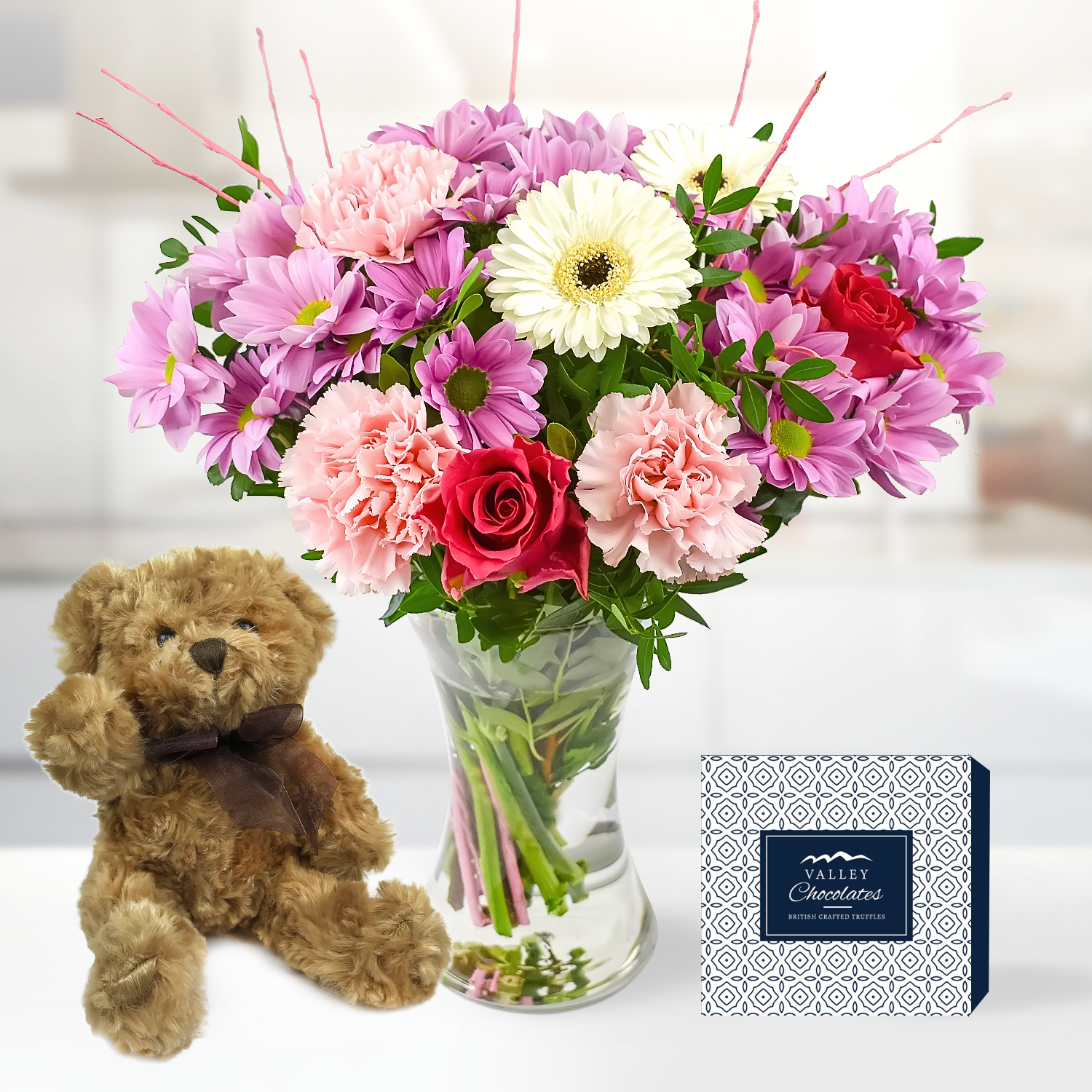 Download Warm Embrace Bundle | B&M Flowers